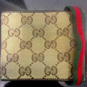 Authentic Gucci wallet